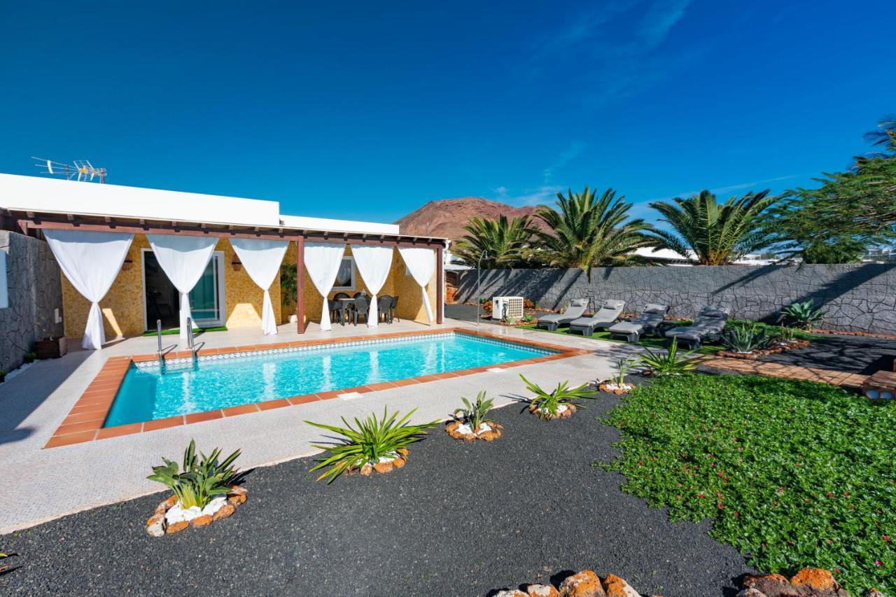 Casa Daneo Villa Playa Blanca  Exteriör bild